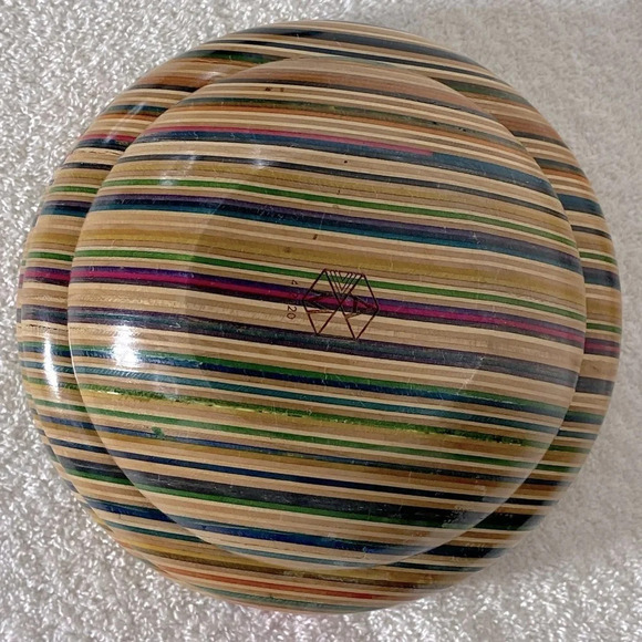 Adrian Martinus Recycled Skateboard  Wood Bowl - Picture 7 of 14